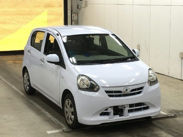 1169 DAIHATSU MIRA E S LA300S 2013 г. (IAA Osaka)